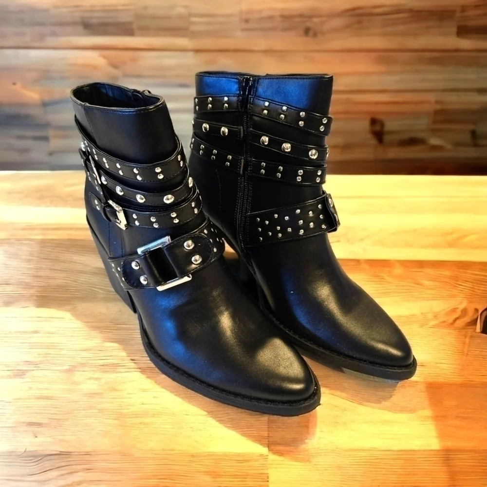 Madden GIRL Kalleb studded moto ankle boots sz 11 M